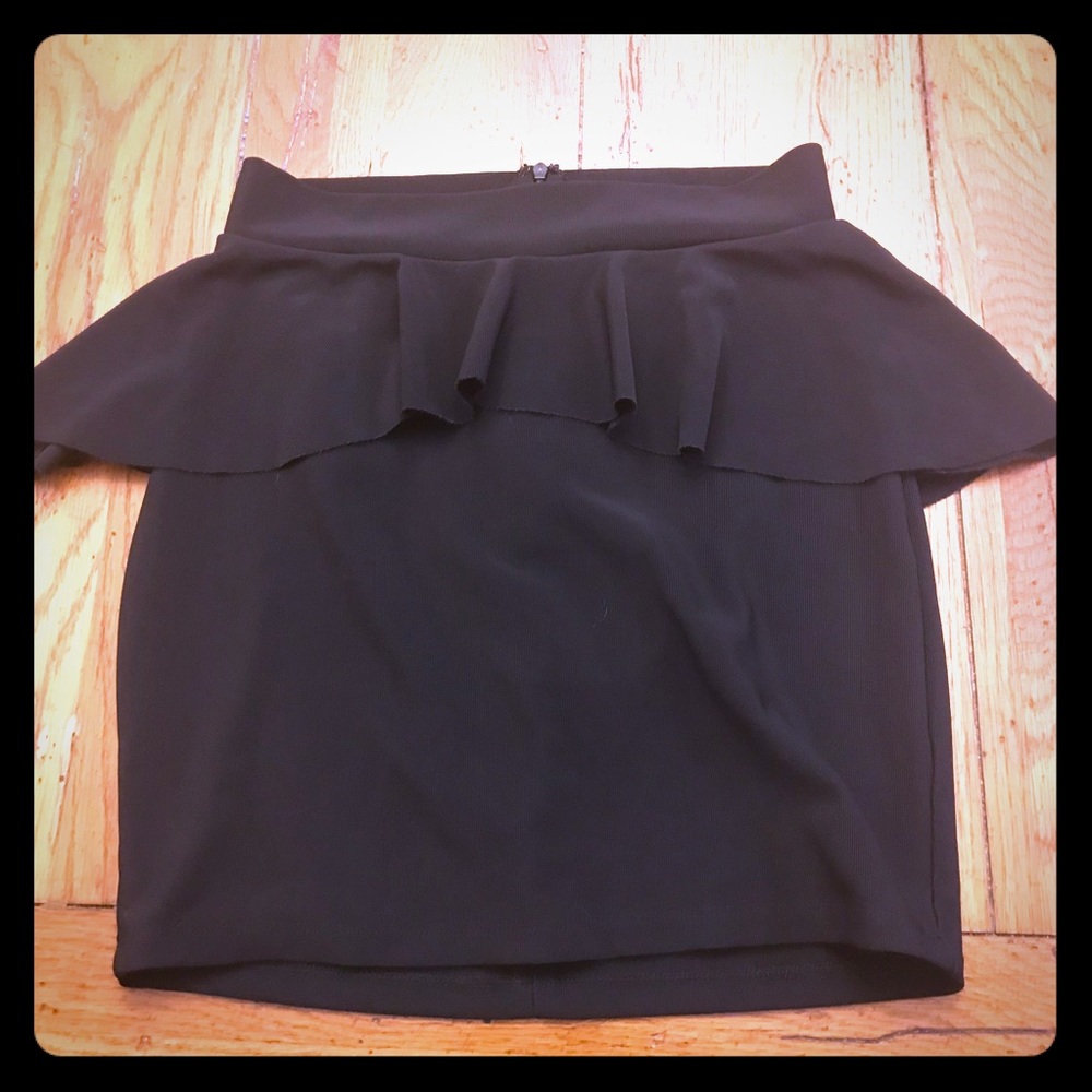 Ya Los Angeles black skirt size medium
